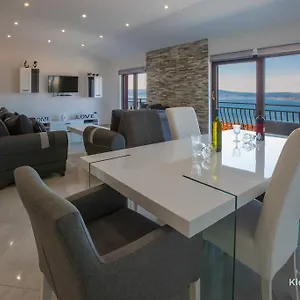 https://apartments-lili-crikvenica.primorje-gorskikotar.com